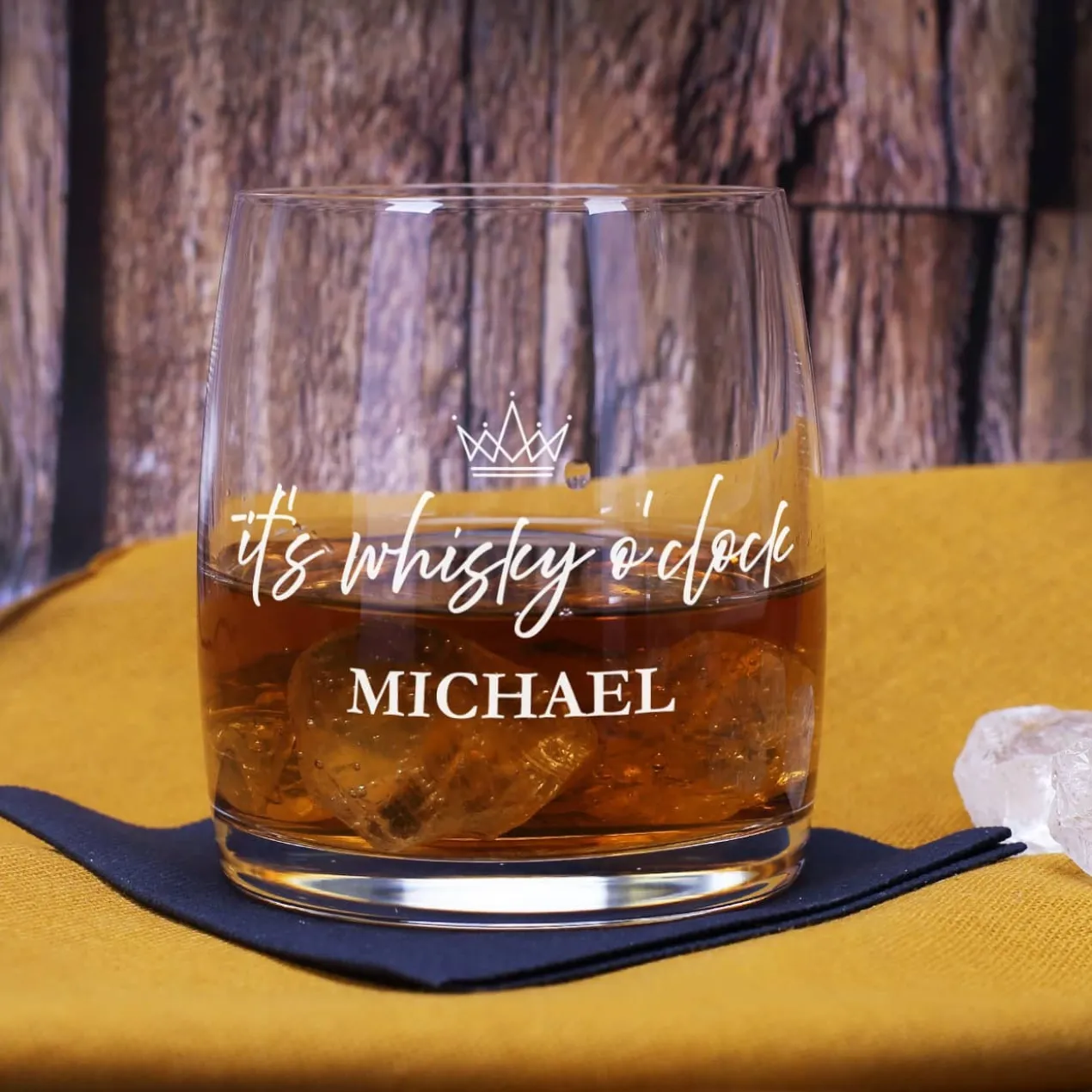 It's whisky o'clock - Geschenkset mit Whiskyglas und 3 Flaschen Bowmore a 50ml