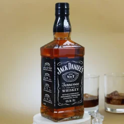 Jack Daniel's Old No. 7 Tennessee Whiskey 0,7L (40% Vol.)