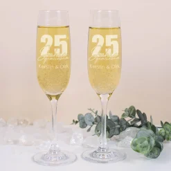 25 Jahre gemeinsam - Geschenkset zur Silberhochzeit mit Sektgläsern und Holzbox