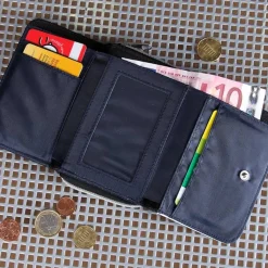 Jeans-Geldbörse für Kinder mit Name und Rennwagen