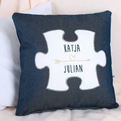 Jeanskissen Puzzle mit Namen des Paares