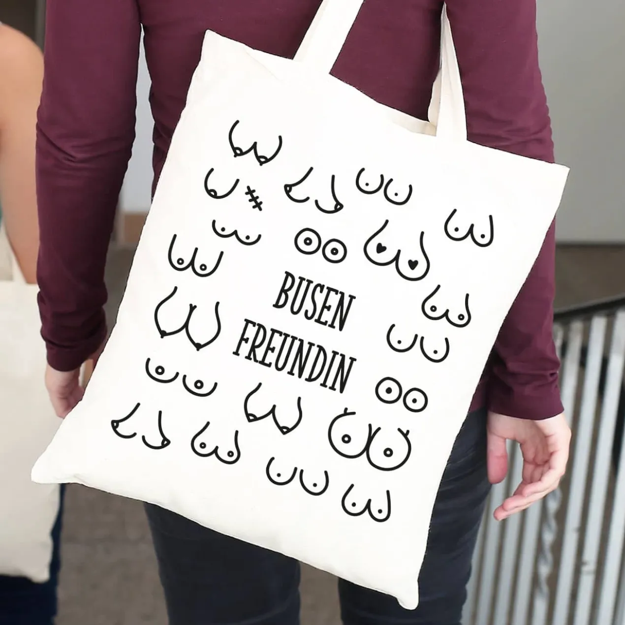 Jutebeutel mit Busenmotiv und Wunschtext