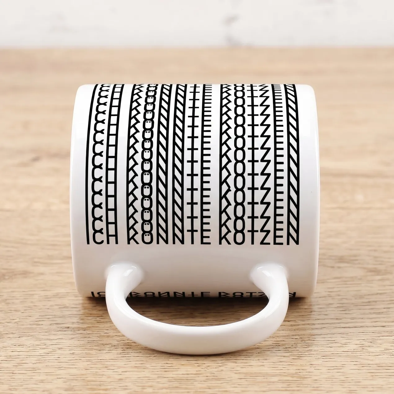 Kaffeetasse 'Ich könnte kotzen' | Tasse mit versteckter Botschaft als lustiges Geschenk mit Humor