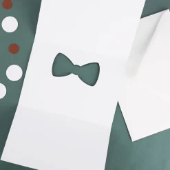 Karte als Männergeschenk mit Hosenträgermotiv und Aussparung für Geldscheine