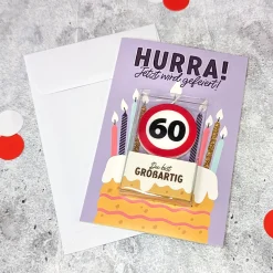 Karte zum Geburtstag mit Kerze in Verkehrszeichen-Design