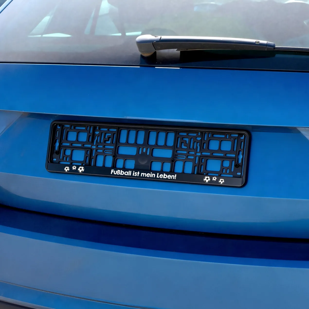 KFZ Kennzeichen Halter für Fußball Fans personalisiert | Halterung für Nummernschild als Geschenk