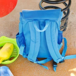 Kinderrucksack mit Rennauto, Name und Name der Kita-Gruppe