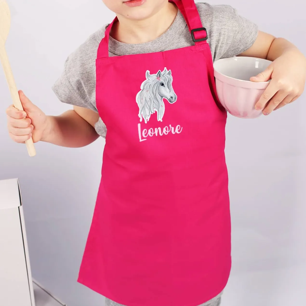 Kinderschürze mit Pferd und Namensaufdruck