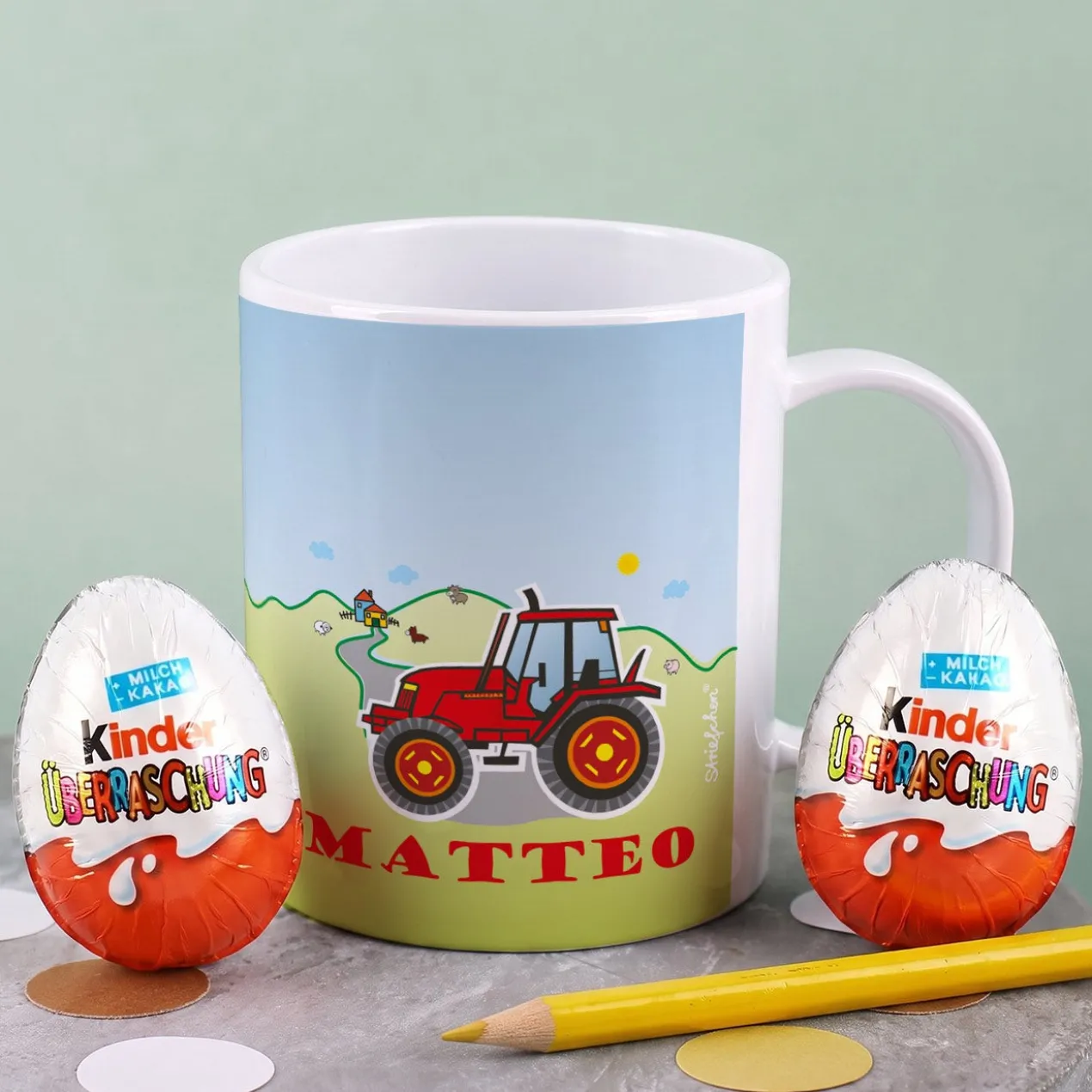Kindertasse mit rotem Traktor und Wunschname | Geschenk für Kinder & Kindergarten
