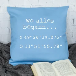 Kissen mit Koordinaten & Wunschtext personalisiert | Geschenk zum Hausbau & Einzug für Wohnung