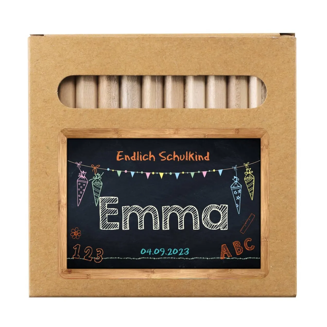 12 kleine Buntstifte mit personalisiertem Etikett zum Schulstart