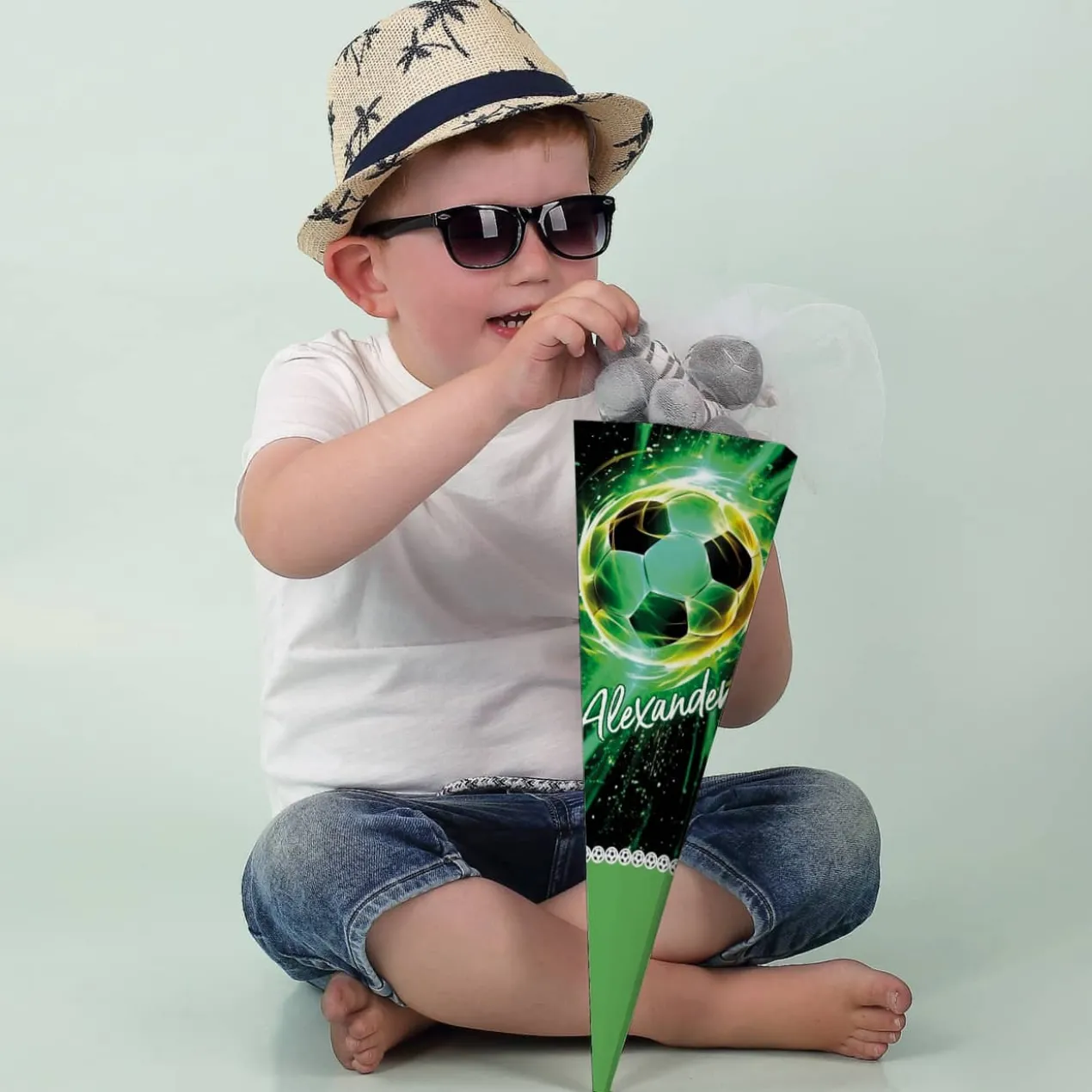 Kleine Fußball-Schultüte mit Name, 28 cm