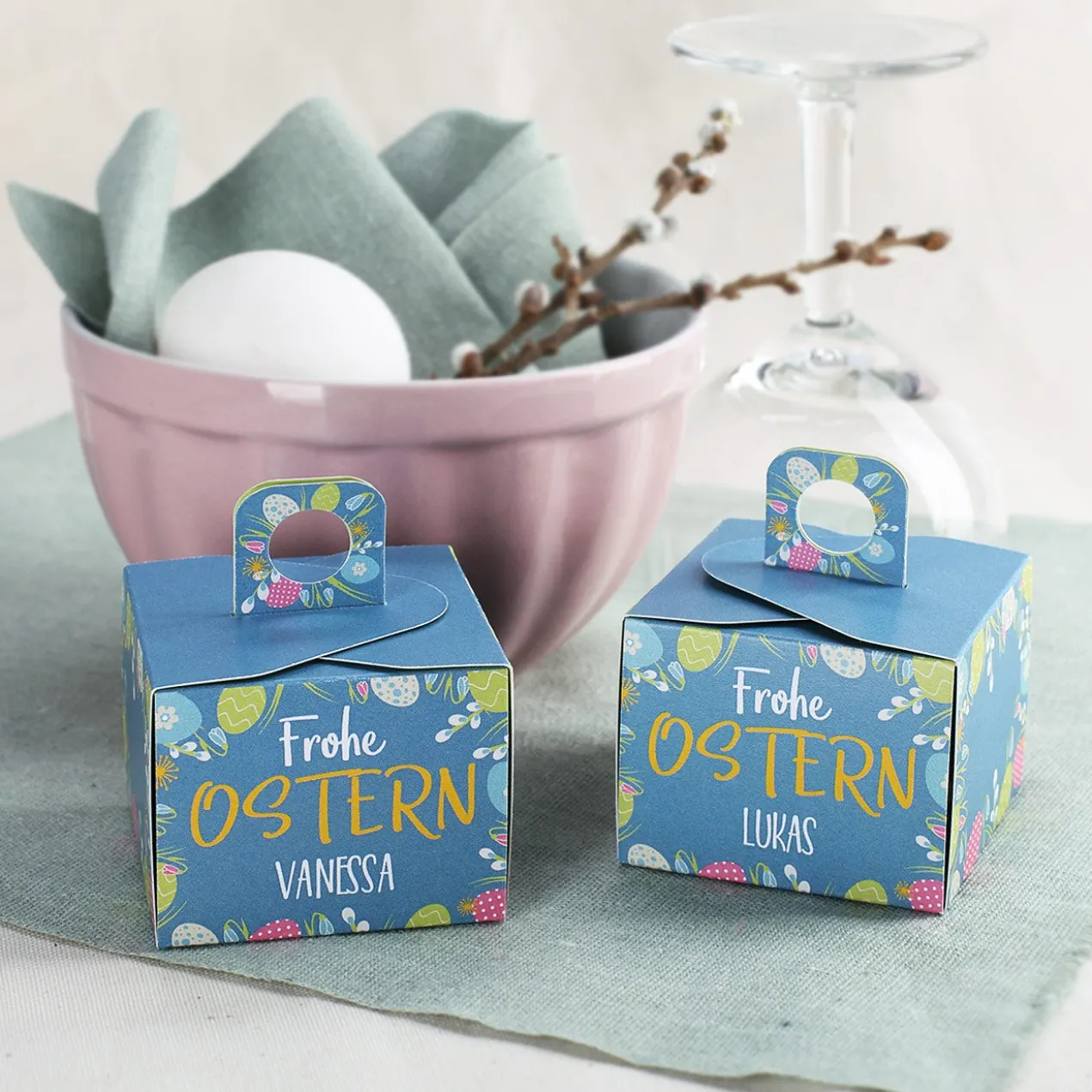 6 kleine Geschenkboxen zu Ostern mit Wunschname