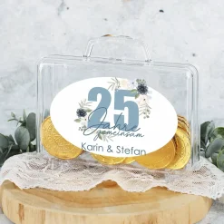 Kleiner Geldkoffer zur Silbernen Hochzeit mit Namensaufdruck