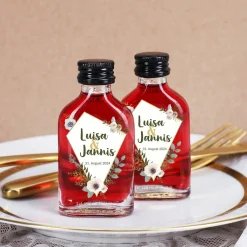 Kleiner Schnaps zum Polterabend oder zur Hochzeit mit Namen und Datum bedruckt