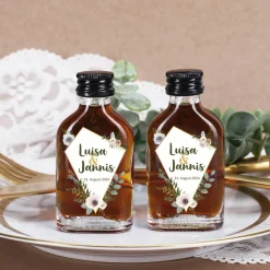 Kleiner Schnaps zum Polterabend oder zur Hochzeit mit Namen und Datum bedruckt