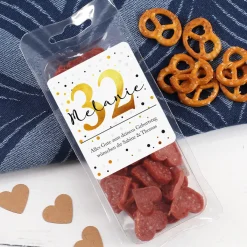 Kleine Salami-Herzen zum Geburtstag mit Name und Alter bedruckt