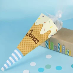 Kleine Schultüte in Eiswaffel Form mit Wunschname