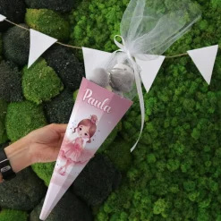 Kleine Zuckertüte mit bezaubernder Ballerina und Name, 28 cm