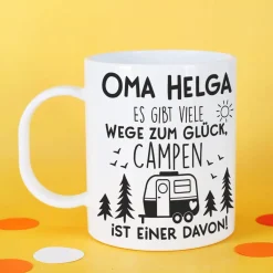 Kunststofftasse für Camper - Es gibt viele Wege zum Glück - mit Namensaufdruck