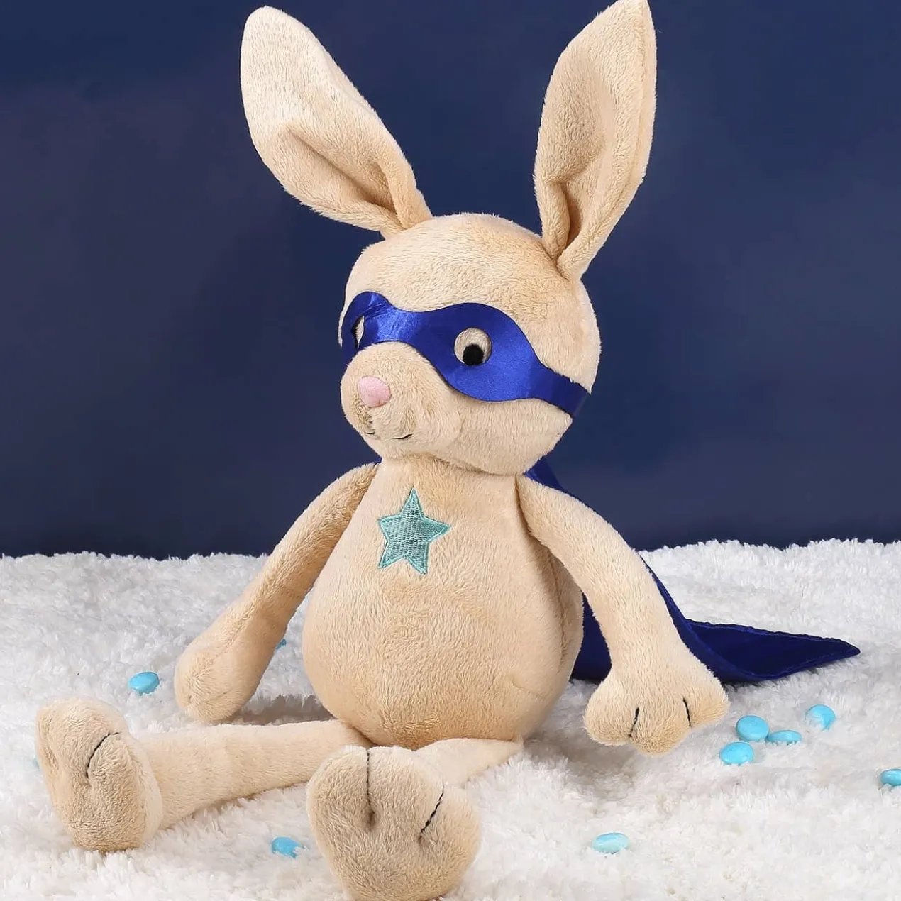 Kuschelhase "Rocket Rabbit" mit Ihrem Wunschnamen und Initiale