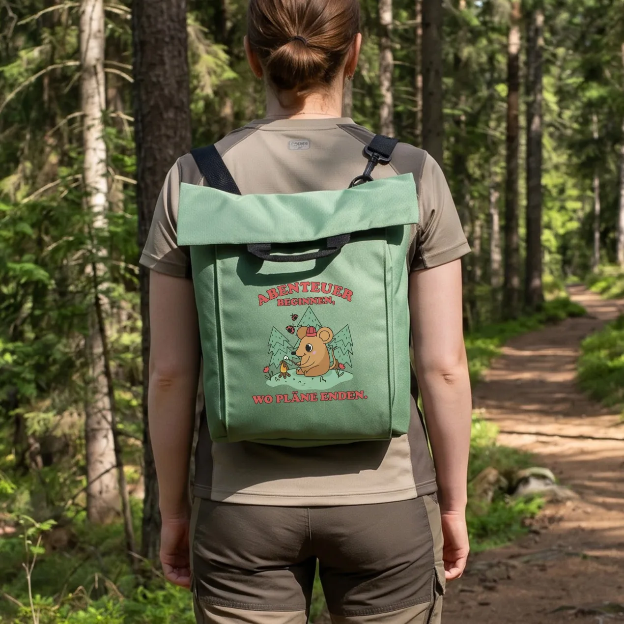 Leichter 2-in-1 Rucksack für Wandern und Urlaub mit Maus Motiv als Geschenk | Abenteuer beginnen