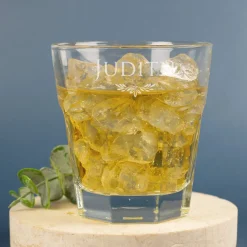Leonardo Trinkglas mit Gravur von Name & Ornament | Personalisiertes Glas für Getränke & Desserts
