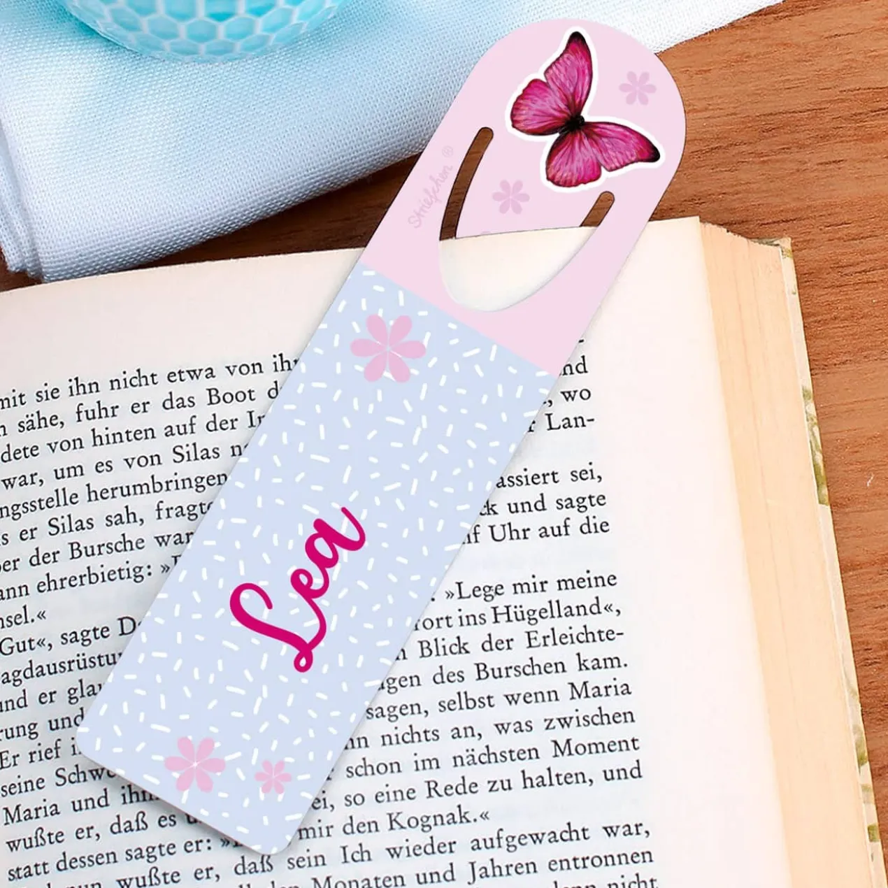 Lesezeichen mit Schmetterling und Name
