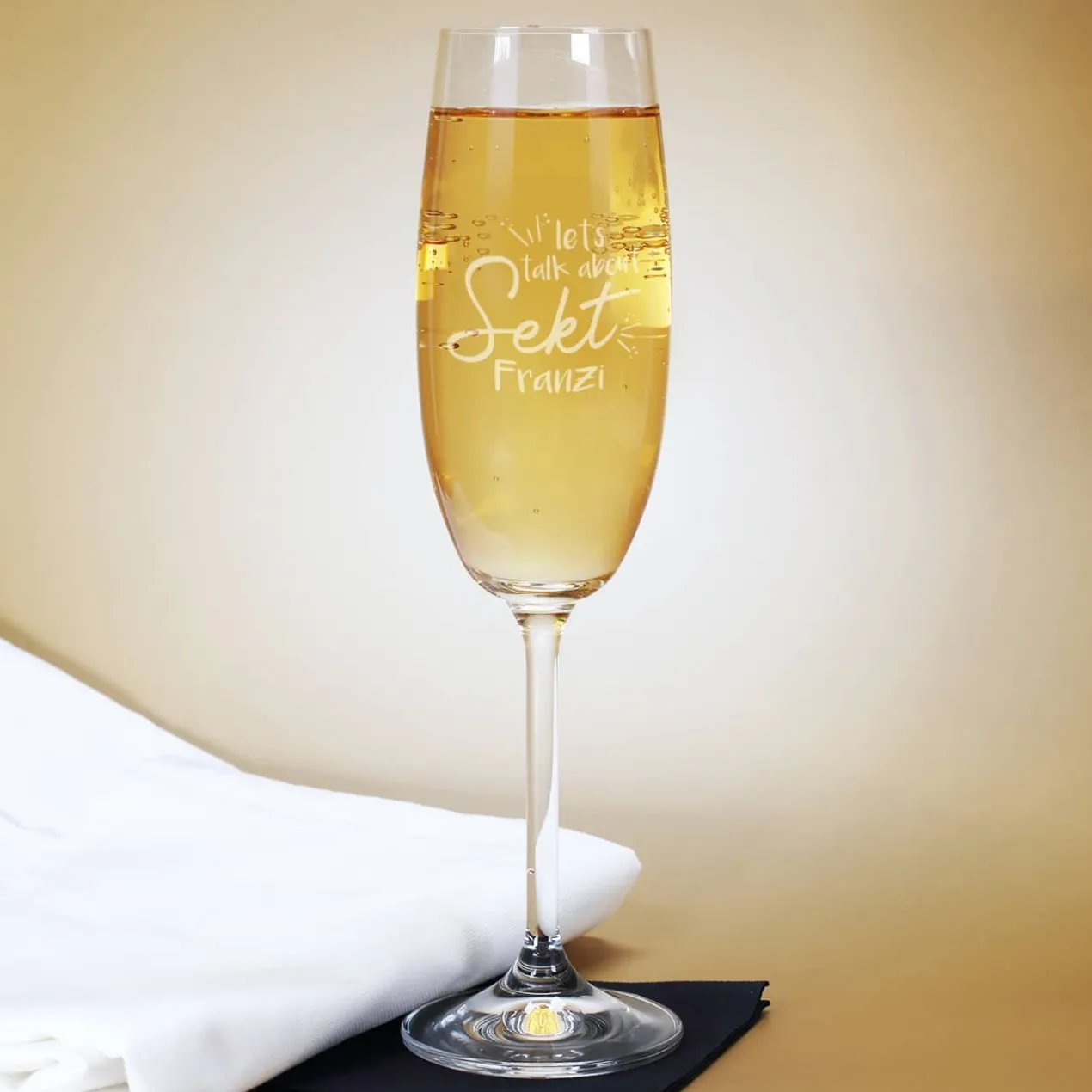 Let's talk about Sekt - Graviertes Sektglas mit Ihrem Wunschname