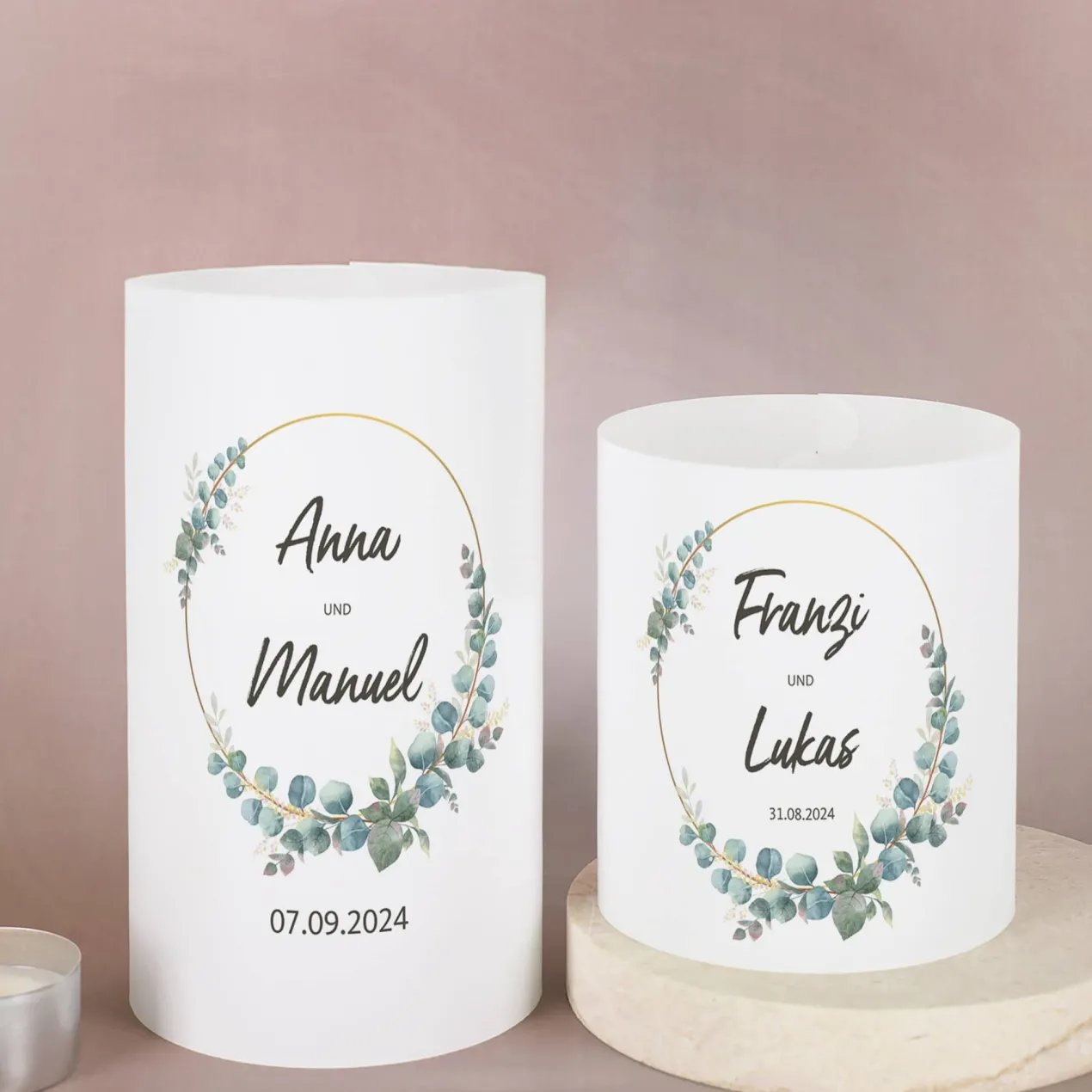 Lichthüllen zur Hochzeit mit Eukalyptus-Motiv, Namen und Datum, 2 Größen