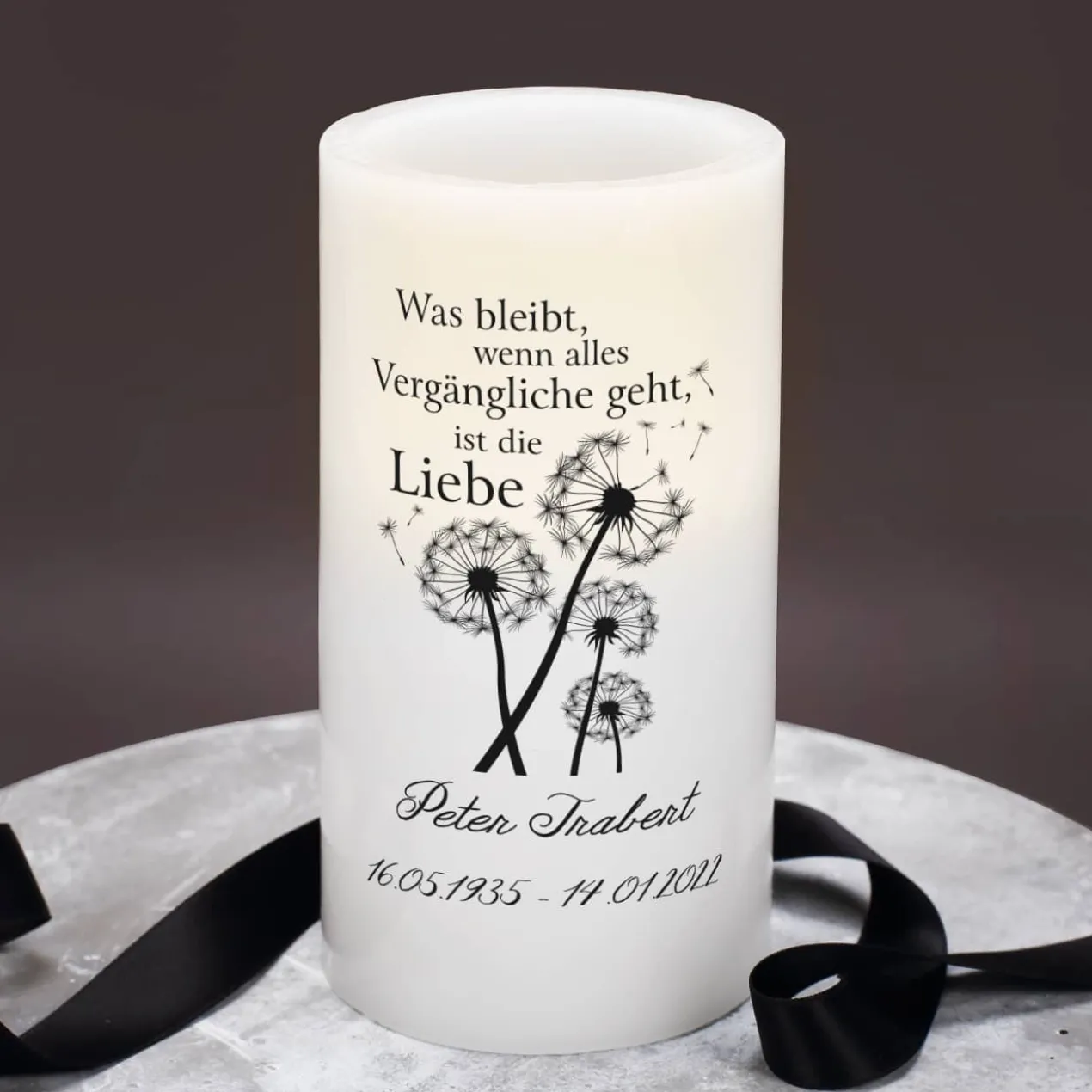 Liebe bleibt - personalisierte LED-Kerze zum Gedenken