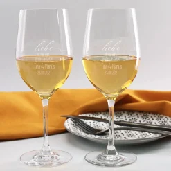Liebe ist kein Wort, sondern ein Gefühl - Hochzeits Weingeschenkset mit Maybach Weißwein