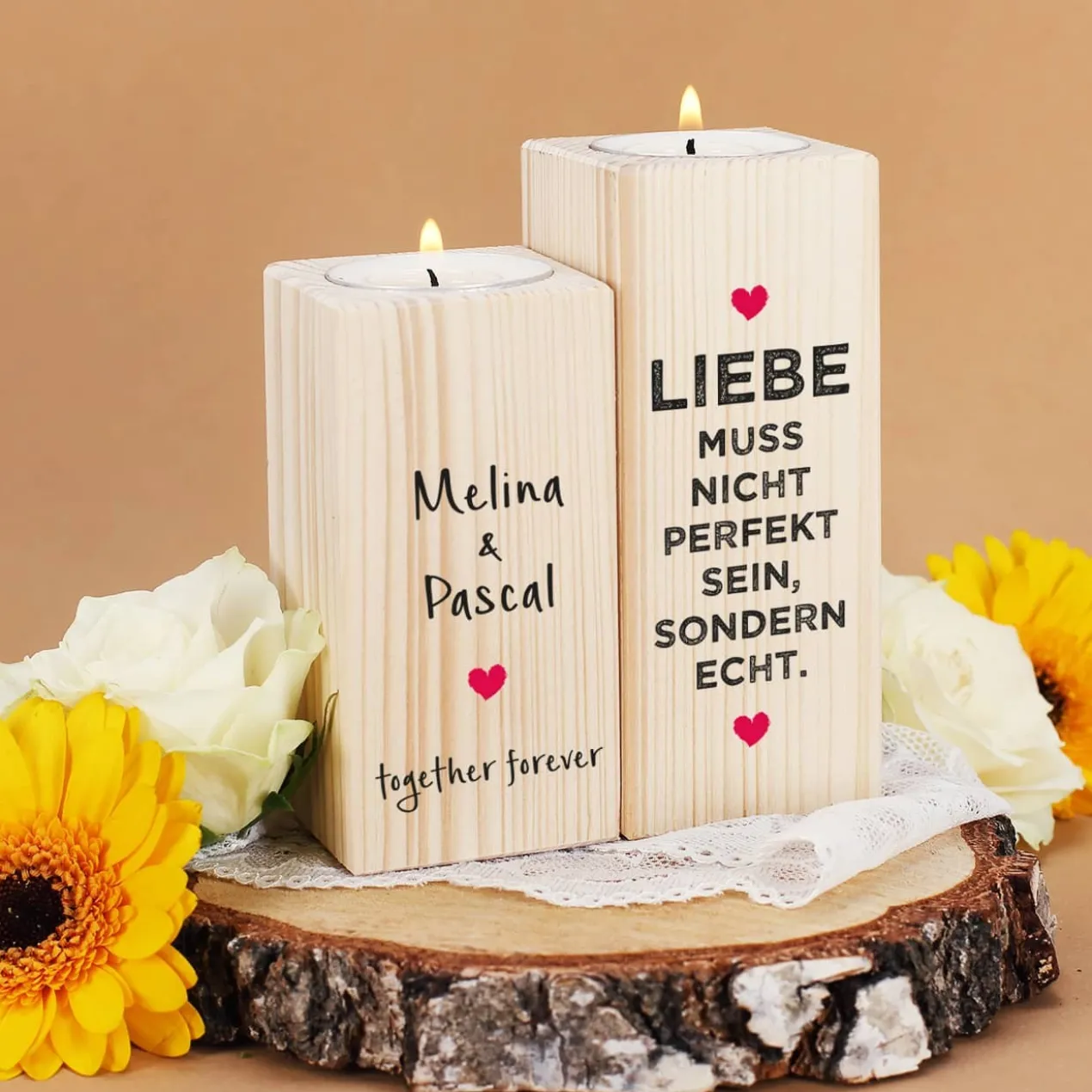 Liebe muss echt sein - Teelichthalter aus Holz mit Namen und Datum bedruckt