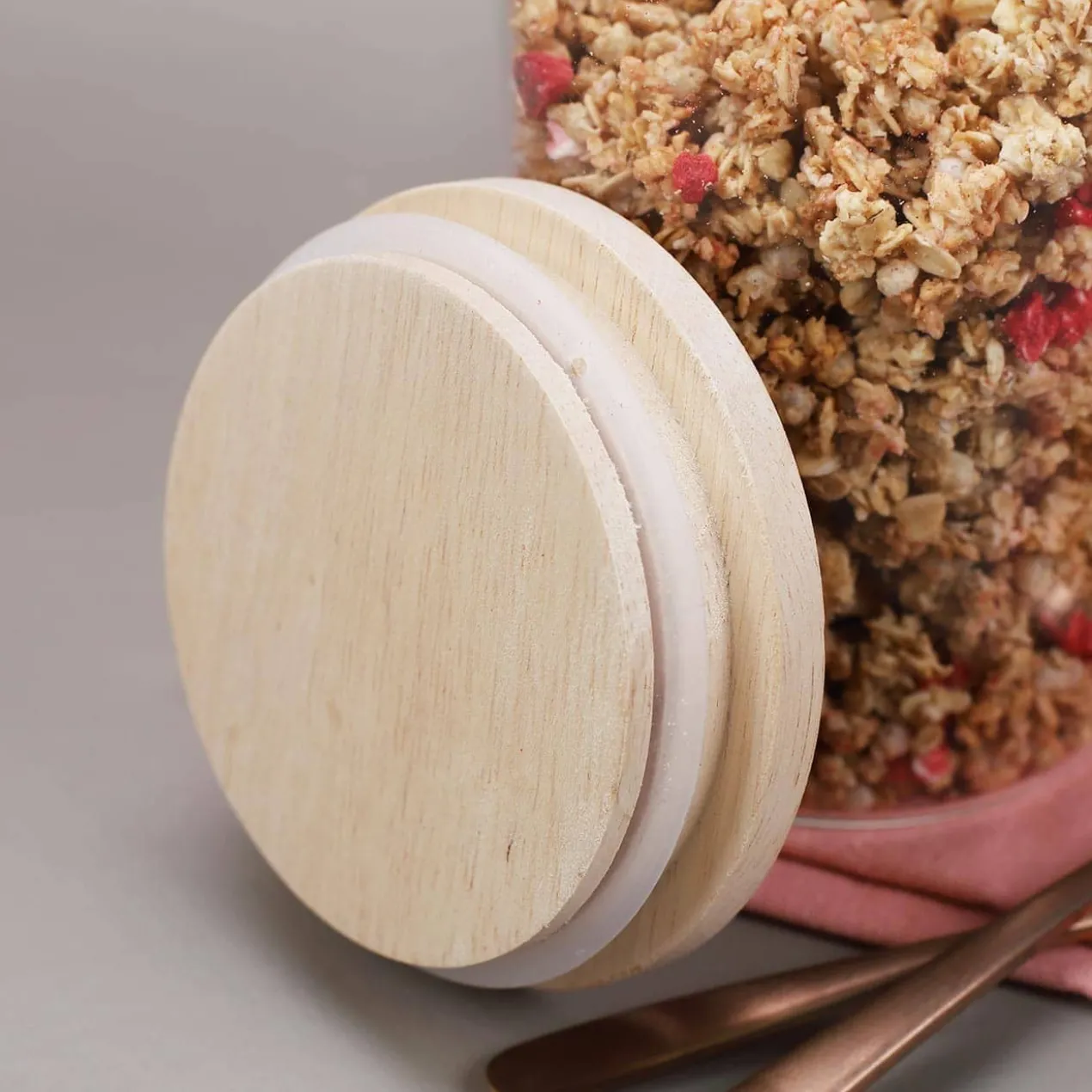 Lieblings... Vorratsdose aus Glas mit graviertem Holzdeckel in zwei Größen