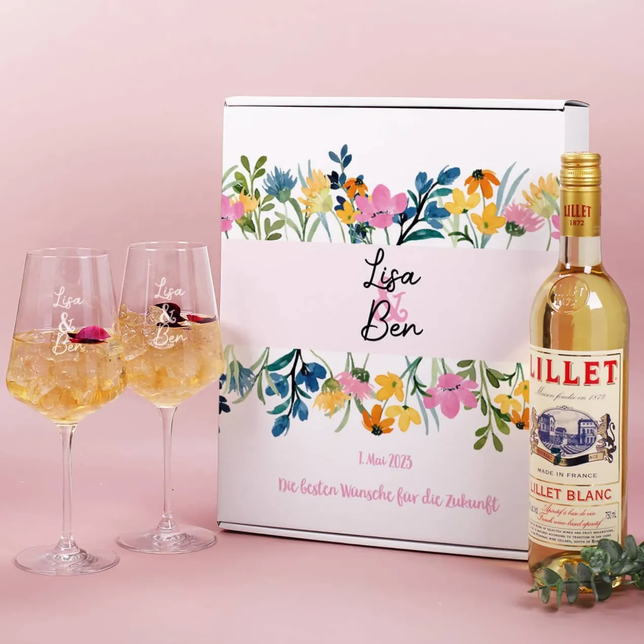 Lillet Geschenkset zur Hochzeit mit Wildblumen und Ihren Wunschangaben gestaltet
