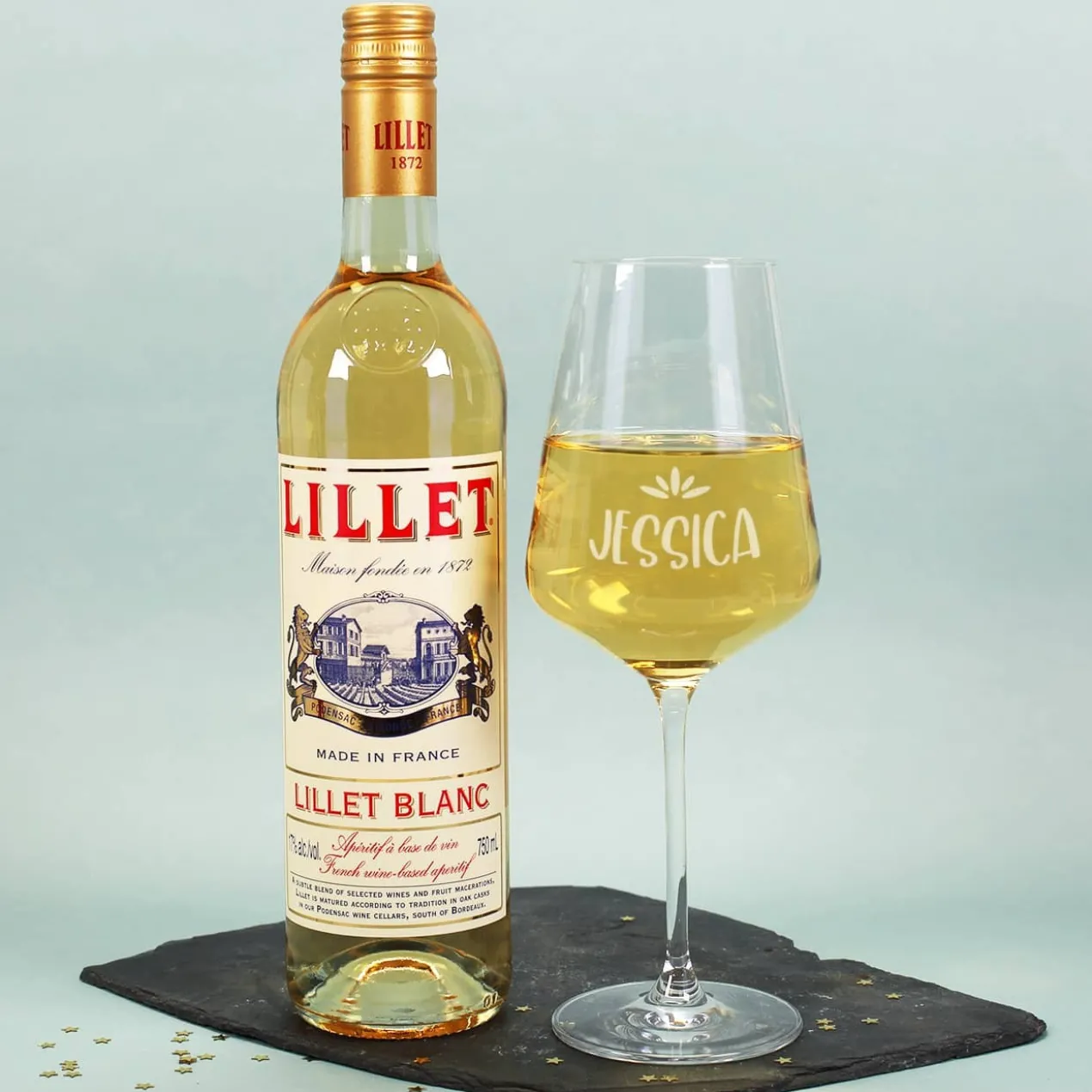 Lillet Präsentset für eine stressfreie Weihnachtszeit mit Glas und persönlicher Geschenkbox