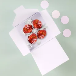 4 Lindorkugeln in persönlicher Verpackung - Süße Weihnachtsgrüße