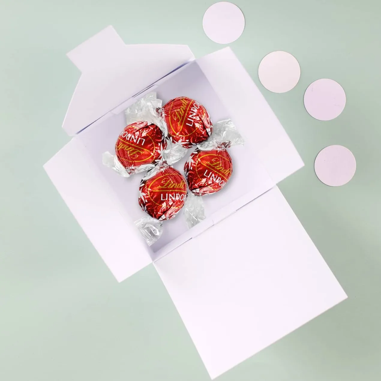 4 Lindorkugeln in persönlicher Verpackung - Süße Weihnachtsgrüße
