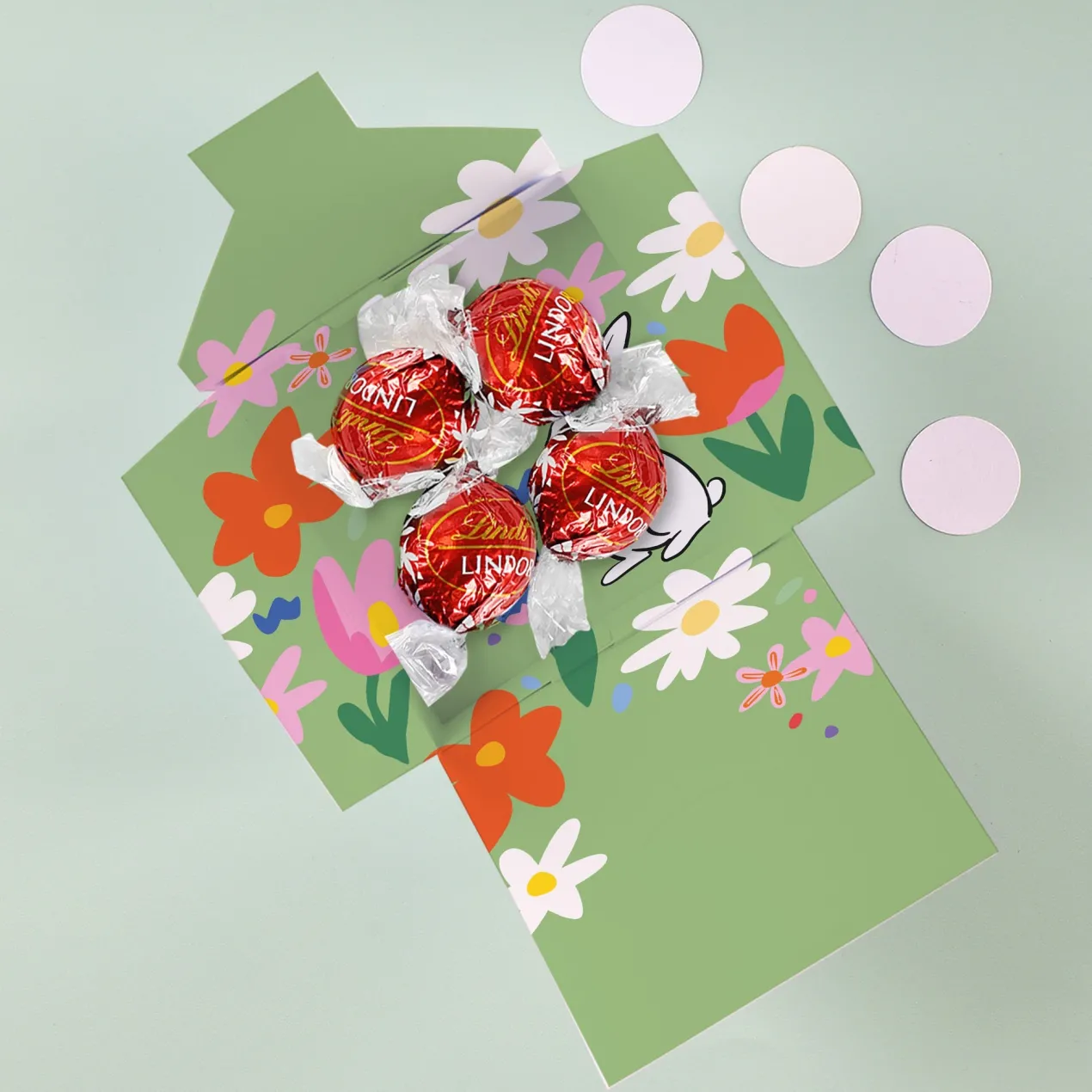 Lindor Kugeln zu Ostern in Geschenkverpackung | 4 Lindt Pralinen als kleines Ostergeschenk
