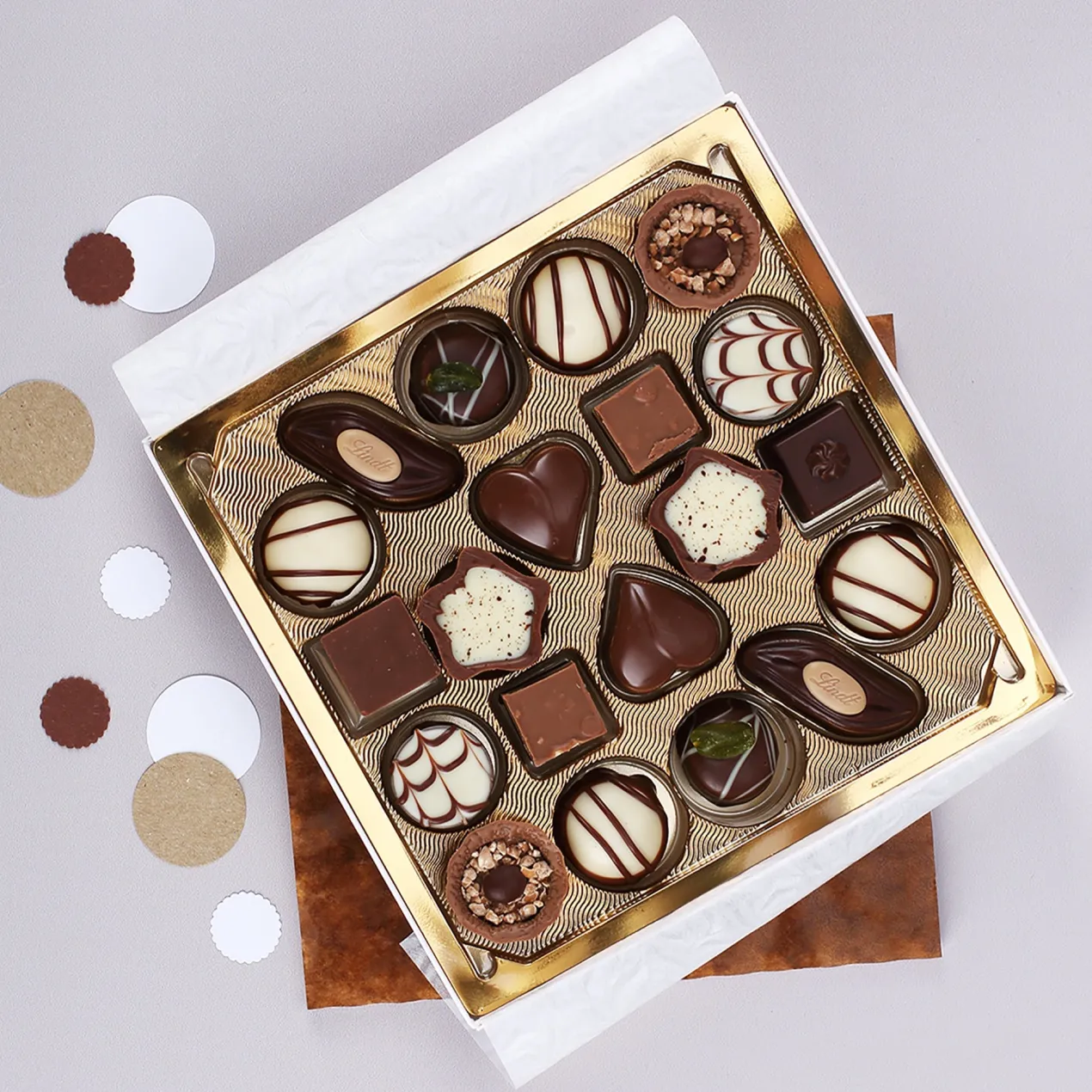 Lindt Pralinen 'Mama du bist unentbärlich' personalisiert mit Wunschtext | Geschenk zum Muttertag