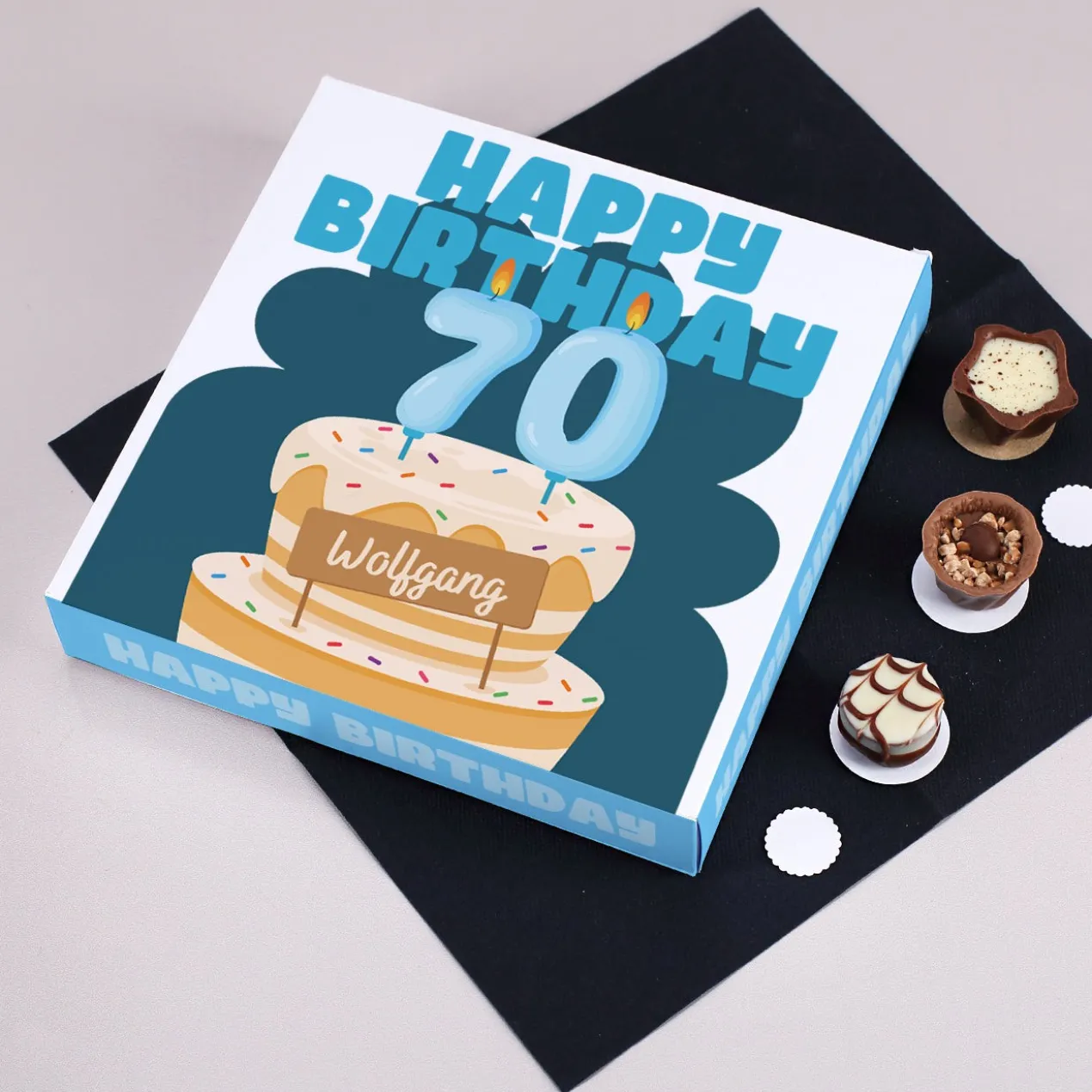 Lindt Pralinen zum Geburtstag mit Name und Alter in zwei Farbvarianten