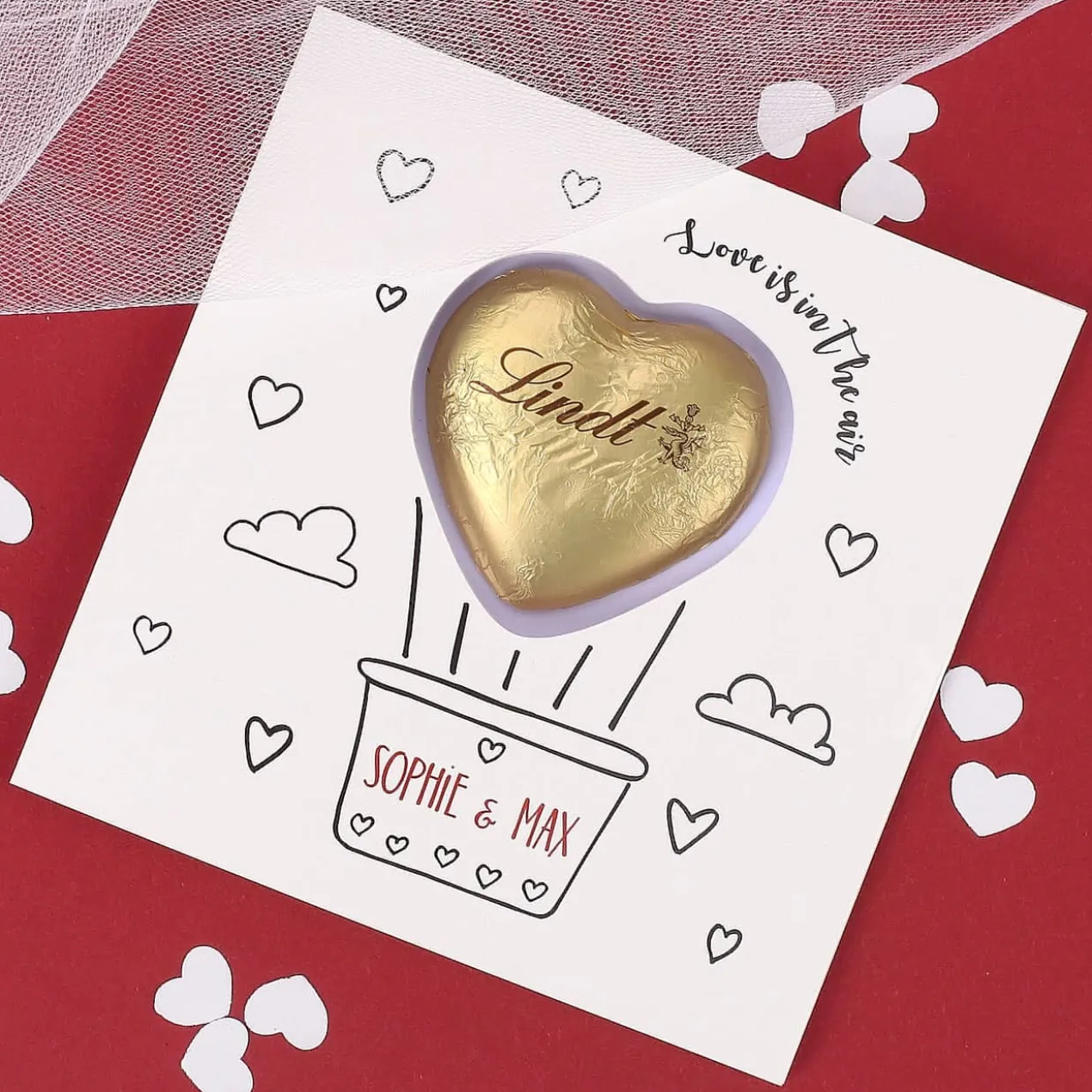 Love is in the air - Klappkarte mit Lindt Schokoherz
