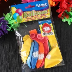 8 Luftballons zum 18. Geburtstag
