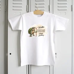 Lustiges T-Shirt zum Geburtstag personalisiert mit Name | 'Zu alt um jung zu sterben'