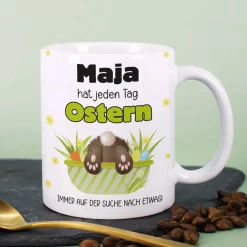Lustige Tasse mit Name - hat jeden Tag Ostern