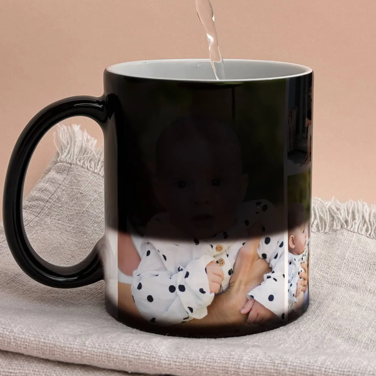 Magic Tasse mit 4 Fotos und Wunschtext