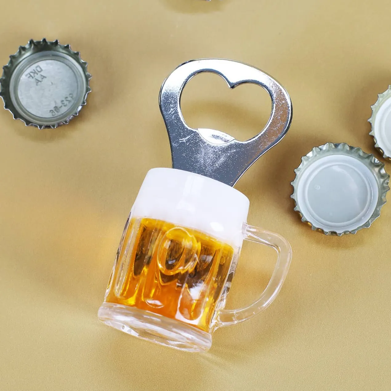 Magnetischer Flaschenöffner in Form eines Bierkrugs