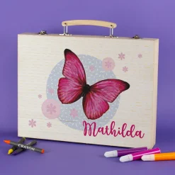 Malkoffer aus Holz - personalisiert mit Name und Schmetterling Motiv | Kreativkoffer für Mädchen