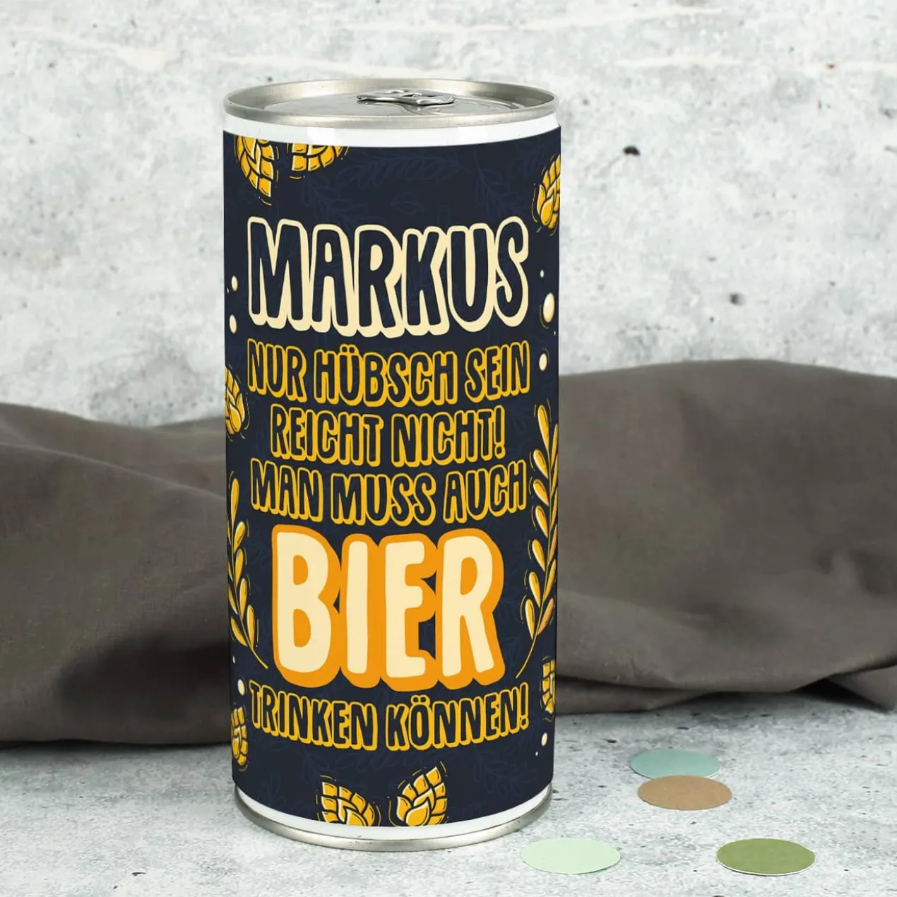 Man muss auch Bier trinken können! - 1 Liter Bierdose mit persönlicher Banderole