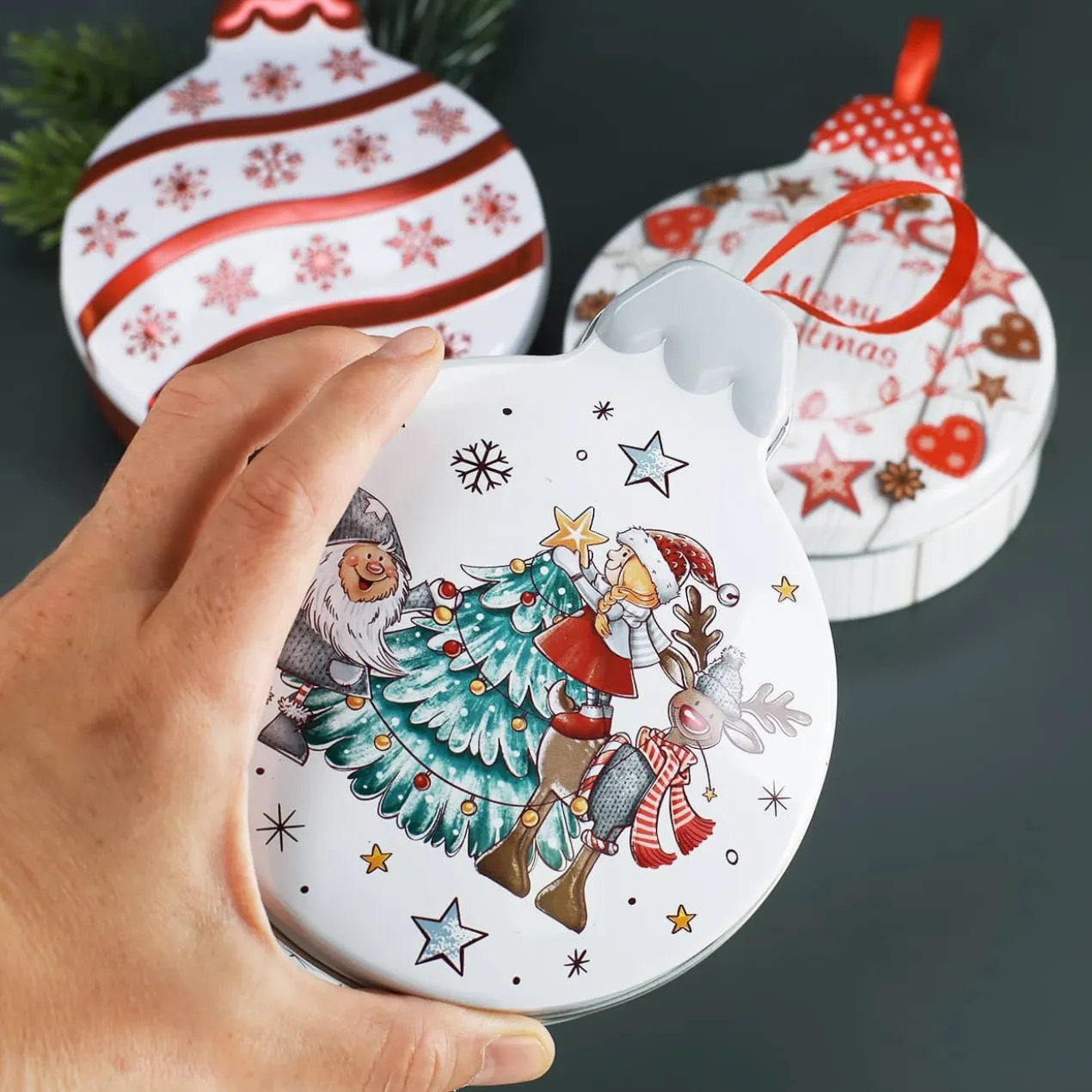 Metalldose Weihnachtskugel zum Aufhängen
